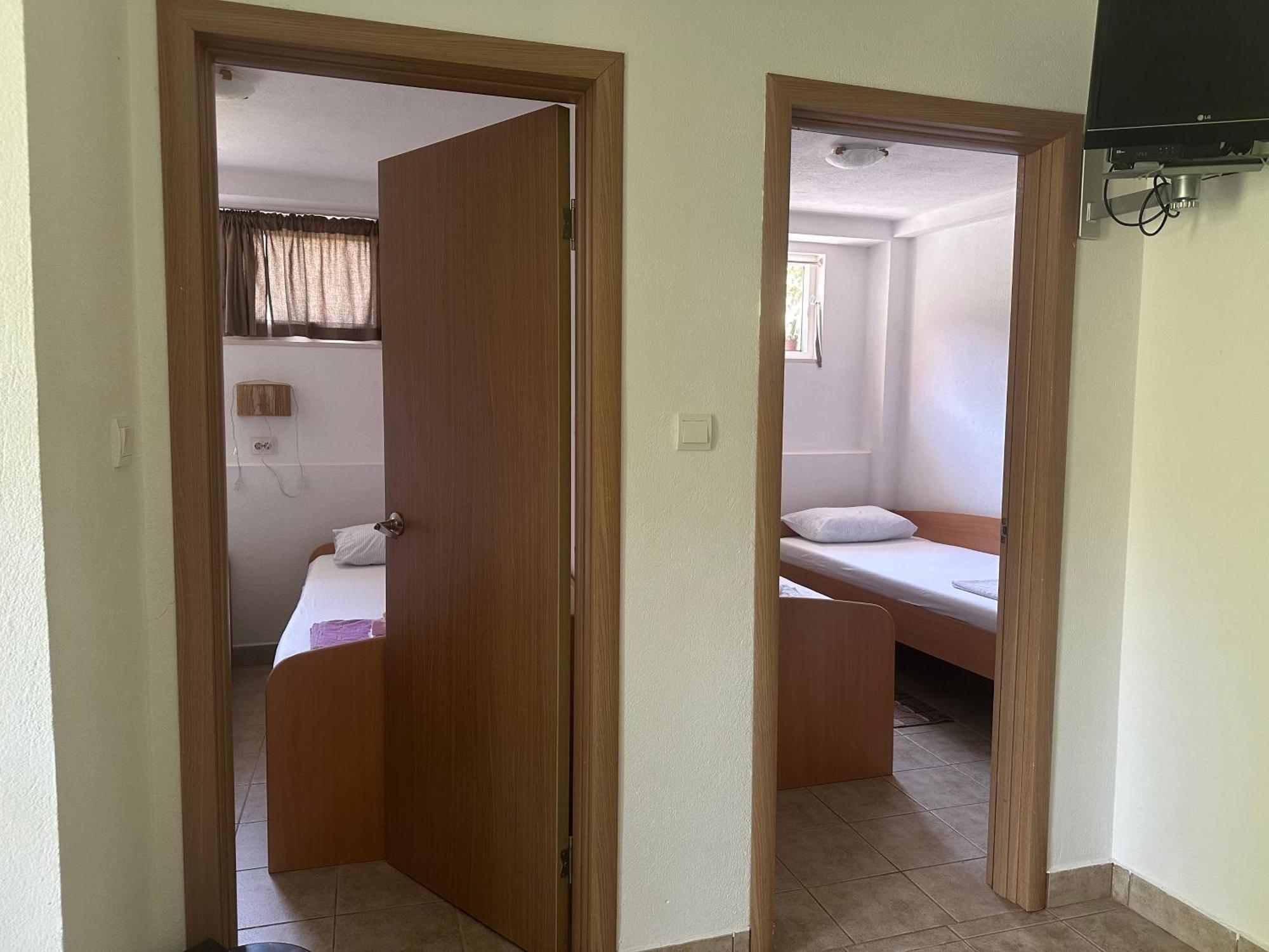 Apartments Suzana Herceg Novi Buitenkant foto