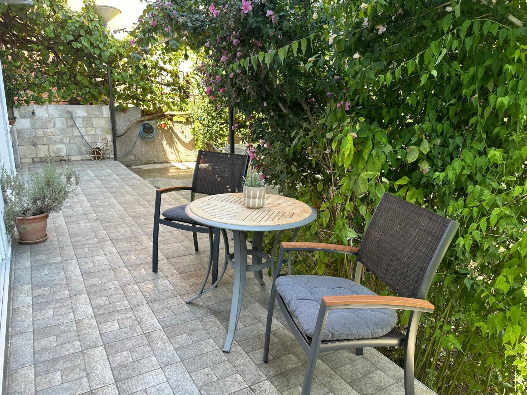 Apartments Suzana Herceg Novi Buitenkant foto